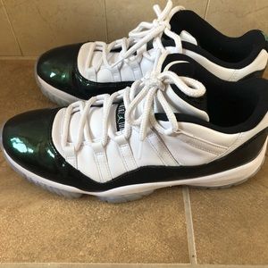 Jordan 11 Emerald Size 12 Sneakers